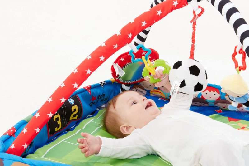 LittleChamp Toy Shoot 2016053114502 72dpi sRGB