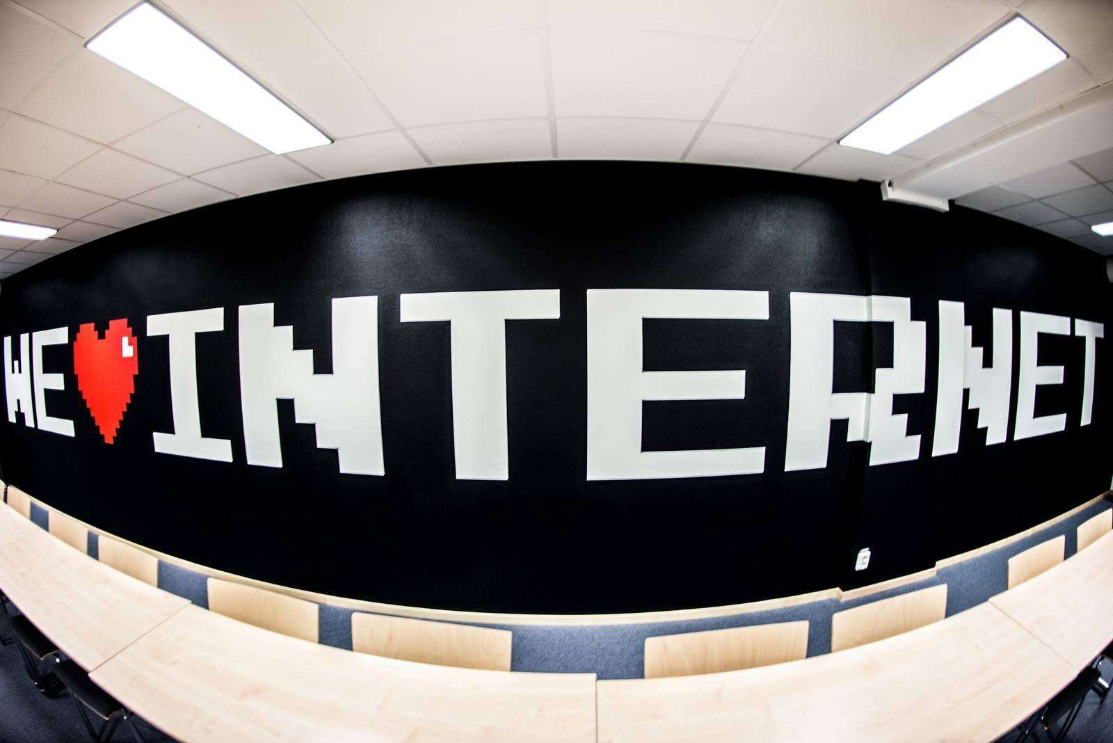 12301114235 b7d6444741 h