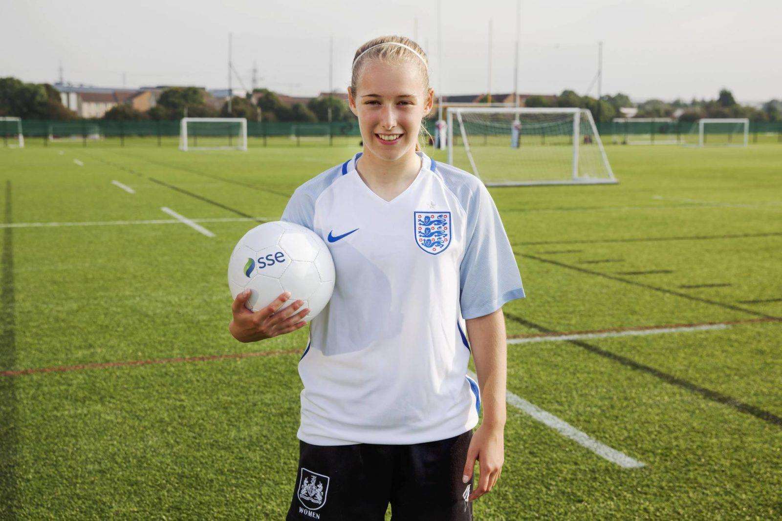 England shirt front on