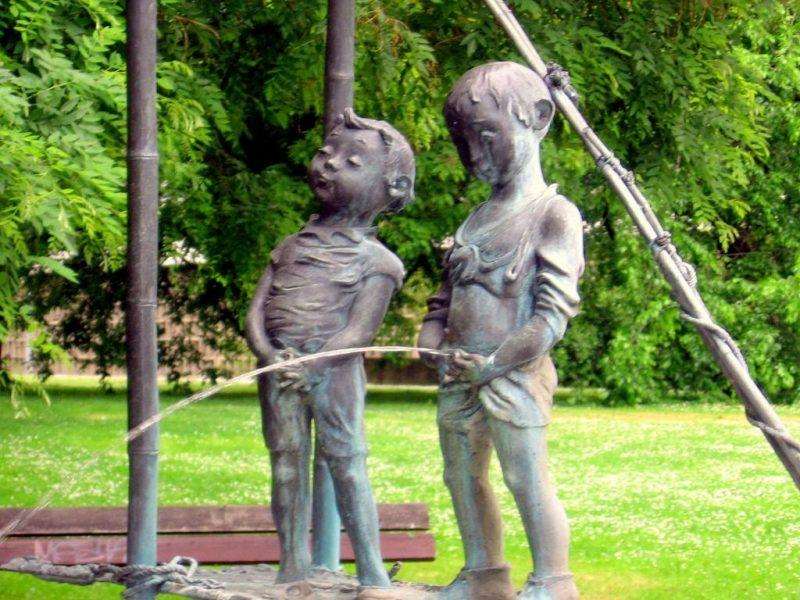 2660944912 c9f05be447 b