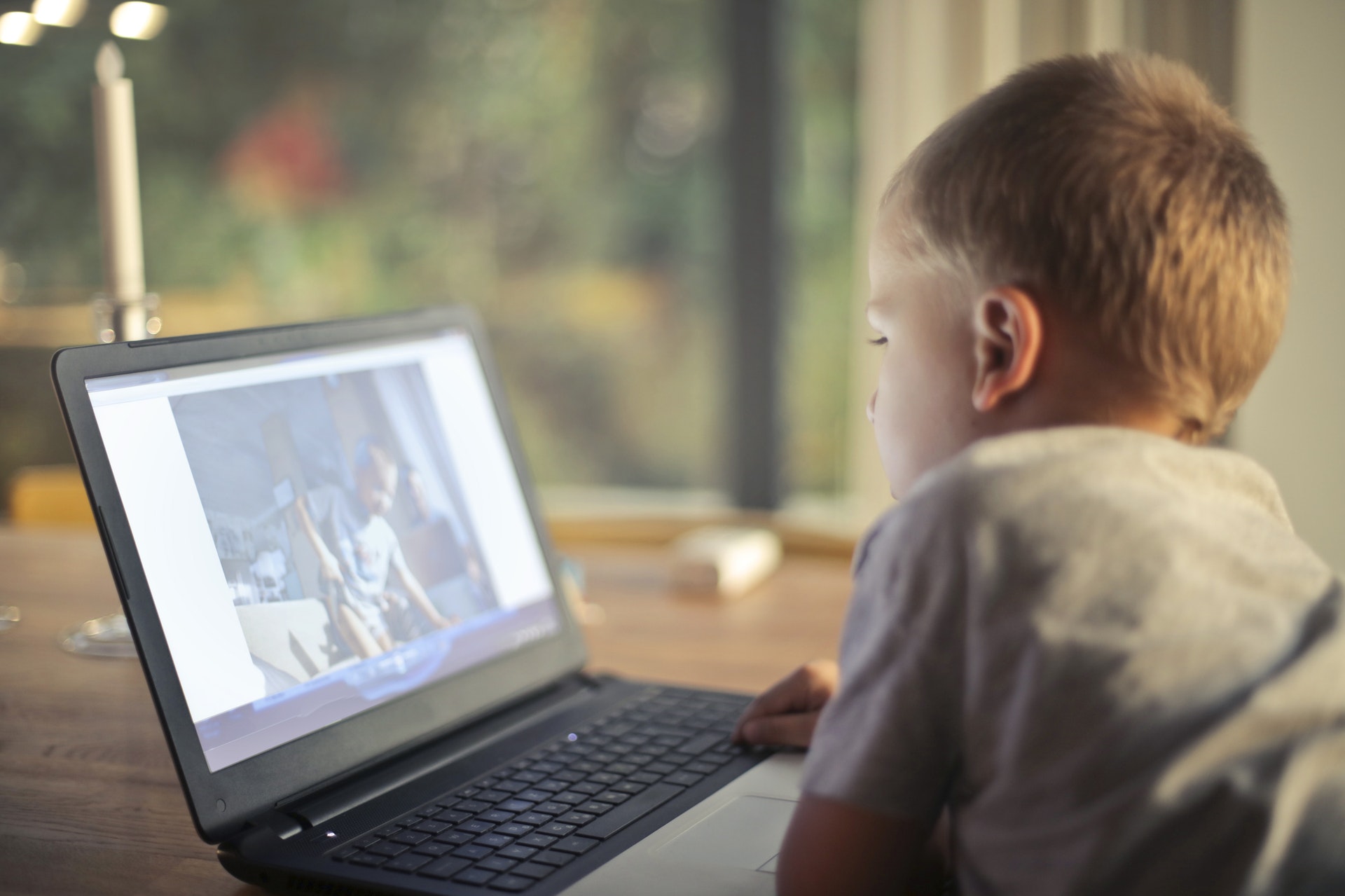 How To Keep Children Safe Online