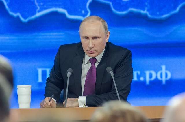 Putin g4ee2bbf32 640