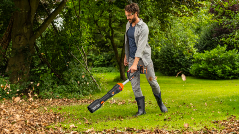 WORX leaf blower